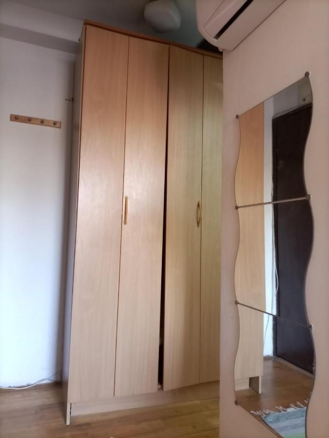 Apartman Lara เบลเกรด ภายนอก รูปภาพ